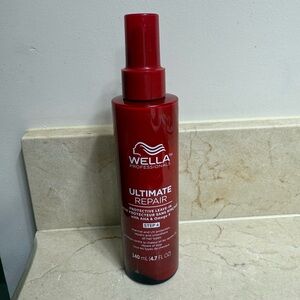 Wella Ultimate Repair leave in